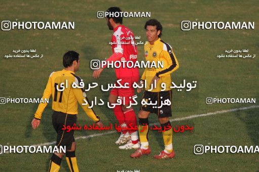 799046, Isfahan,Fooladshahr, Iran, لیگ برتر فوتبال ایران، Persian Gulf Cup، Week 17، First Leg، Sepahan 2 v 1 Persepolis on 2007/12/31 at Foolad Shahr Stadium
