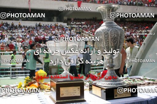 799757, Tehran, [*parameter:4*], لیگ برتر فوتبال ایران، Persian Gulf Cup، Week 34، Second Leg، Persepolis 2 v 1 Sepahan on 2008/05/17 at Azadi Stadium