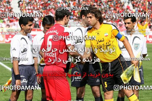 799735, Tehran, [*parameter:4*], لیگ برتر فوتبال ایران، Persian Gulf Cup، Week 34، Second Leg، Persepolis 2 v 1 Sepahan on 2008/05/17 at Azadi Stadium
