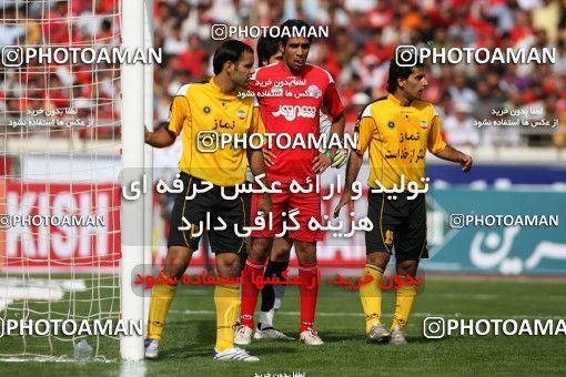 799637, Tehran, [*parameter:4*], لیگ برتر فوتبال ایران، Persian Gulf Cup، Week 34، Second Leg، Persepolis 2 v 1 Sepahan on 2008/05/17 at Azadi Stadium