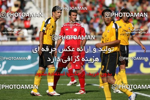 799778, لیگ برتر فوتبال ایران، Persian Gulf Cup، Week 34، Second Leg، 2008/05/17، Tehran، Azadi Stadium، Persepolis 2 - ۱ Sepahan