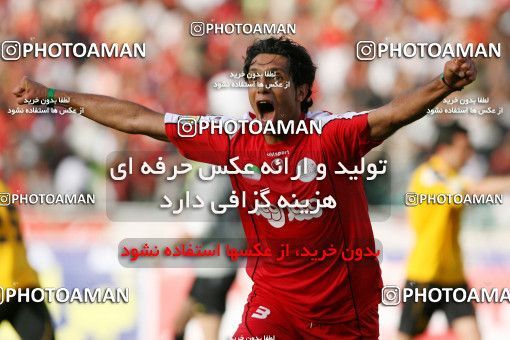 799761, Tehran, [*parameter:4*], لیگ برتر فوتبال ایران، Persian Gulf Cup، Week 34، Second Leg، Persepolis 2 v 1 Sepahan on 2008/05/17 at Azadi Stadium