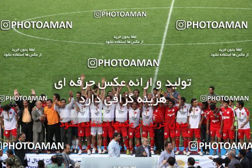 799651, Tehran, [*parameter:4*], لیگ برتر فوتبال ایران، Persian Gulf Cup، Week 34، Second Leg، Persepolis 2 v 1 Sepahan on 2008/05/17 at Azadi Stadium