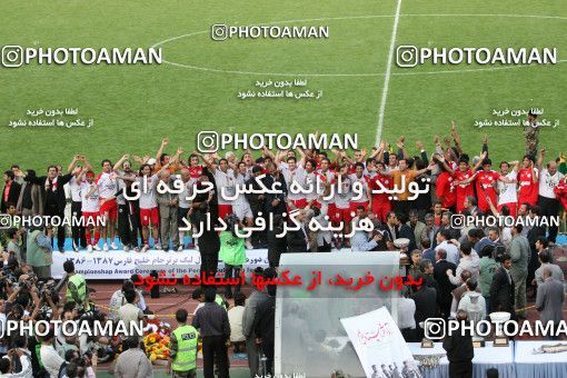 799732, Tehran, [*parameter:4*], لیگ برتر فوتبال ایران، Persian Gulf Cup، Week 34، Second Leg، Persepolis 2 v 1 Sepahan on 2008/05/17 at Azadi Stadium