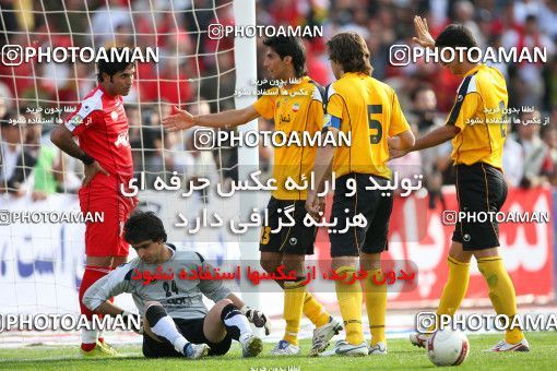 799226, Tehran, [*parameter:4*], لیگ برتر فوتبال ایران، Persian Gulf Cup، Week 34، Second Leg، Persepolis 2 v 1 Sepahan on 2008/05/17 at Azadi Stadium