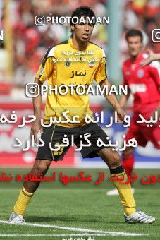 799916, Tehran, [*parameter:4*], لیگ برتر فوتبال ایران، Persian Gulf Cup، Week 34، Second Leg، Persepolis 2 v 1 Sepahan on 2008/05/17 at Azadi Stadium