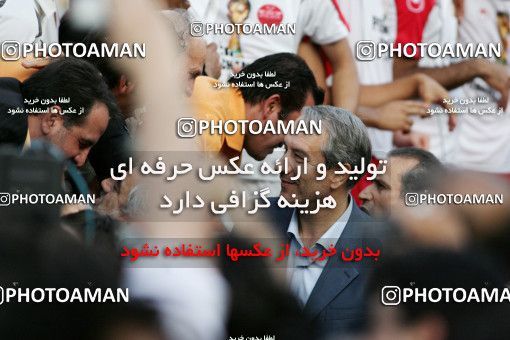 799339, Tehran, [*parameter:4*], لیگ برتر فوتبال ایران، Persian Gulf Cup، Week 34، Second Leg، Persepolis 2 v 1 Sepahan on 2008/05/17 at Azadi Stadium