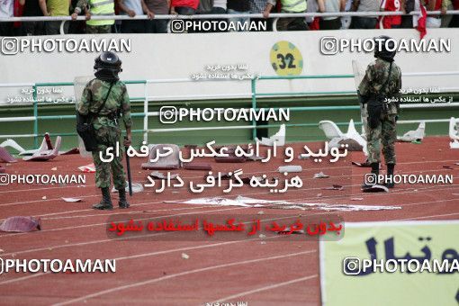 799430, Tehran, [*parameter:4*], لیگ برتر فوتبال ایران، Persian Gulf Cup، Week 34، Second Leg، Persepolis 2 v 1 Sepahan on 2008/05/17 at Azadi Stadium