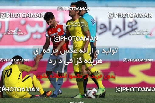 848482, Tehran, , جام حذفی فوتبال ایران, 1/16 stage, Khorramshahr Cup, Rah Ahan 1 v 2 Khooneh be Khooneh on 2017/09/09 at Ekbatan Stadium