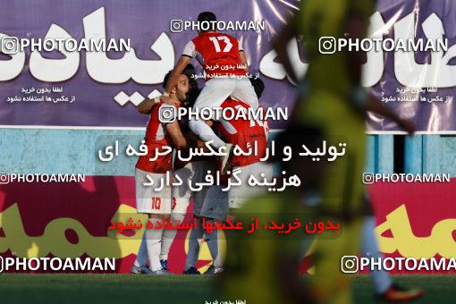 848614, Tehran, , جام حذفی فوتبال ایران, 1/16 stage, Khorramshahr Cup, Rah Ahan 1 v 2 Khooneh be Khooneh on 2017/09/09 at Ekbatan Stadium