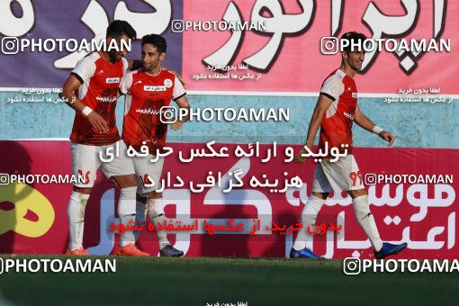 848682, Tehran, , جام حذفی فوتبال ایران, 1/16 stage, Khorramshahr Cup, Rah Ahan 1 v 2 Khooneh be Khooneh on 2017/09/09 at Ekbatan Stadium