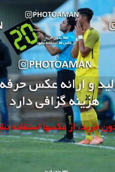 848645, Tehran, , جام حذفی فوتبال ایران, 1/16 stage, Khorramshahr Cup, Rah Ahan 1 v 2 Khooneh be Khooneh on 2017/09/09 at Ekbatan Stadium