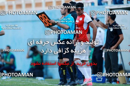 848941, Tehran, , جام حذفی فوتبال ایران, 1/16 stage, Khorramshahr Cup, Rah Ahan 1 v 2 Khooneh be Khooneh on 2017/09/09 at Ekbatan Stadium
