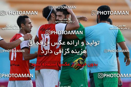 848688, Tehran, , جام حذفی فوتبال ایران, 1/16 stage, Khorramshahr Cup, Rah Ahan 1 v 2 Khooneh be Khooneh on 2017/09/09 at Ekbatan Stadium
