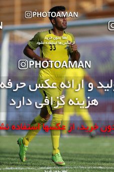 820554, Tehran, , جام حذفی فوتبال ایران, 1/16 stage, Khorramshahr Cup, Rah Ahan 1 v 2 Khooneh be Khooneh on 2017/09/09 at Ekbatan Stadium