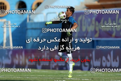 820530, Tehran, , جام حذفی فوتبال ایران, 1/16 stage, Khorramshahr Cup, Rah Ahan 1 v 2 Khooneh be Khooneh on 2017/09/09 at Ekbatan Stadium
