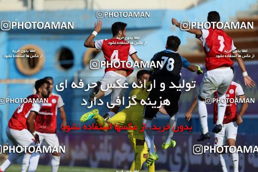 819986, Tehran, , جام حذفی فوتبال ایران, 1/16 stage, Khorramshahr Cup, Rah Ahan 1 v 2 Khooneh be Khooneh on 2017/09/09 at Ekbatan Stadium