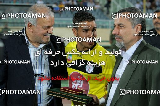 836125, Tehran, [*parameter:4*], لیگ برتر فوتبال ایران، Persian Gulf Cup، Week 9، First Leg، Esteghlal 0 v 0 Fajr-e Sepasi Shiraz on 2012/09/21 at Azadi Stadium