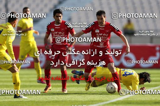 838735, Tehran, [*parameter:4*], لیگ برتر فوتبال ایران، Persian Gulf Cup، Week 25، Second Leg، Naft Tehran 1 v 1 Persepolis on 2013/02/09 at Azadi Stadium