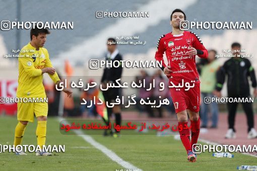838733, Tehran, [*parameter:4*], لیگ برتر فوتبال ایران، Persian Gulf Cup، Week 25، Second Leg، Naft Tehran 1 v 1 Persepolis on 2013/02/09 at Azadi Stadium