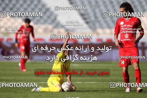 838939, Tehran, [*parameter:4*], لیگ برتر فوتبال ایران، Persian Gulf Cup، Week 25، Second Leg، Naft Tehran 1 v 1 Persepolis on 2013/02/09 at Azadi Stadium