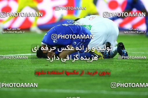 842097, Tehran, [*parameter:4*], لیگ برتر فوتبال ایران، Persian Gulf Cup، Week 13، First Leg، Esteghlal 2 v 1 Naft Tehran on 2012/10/25 at Azadi Stadium