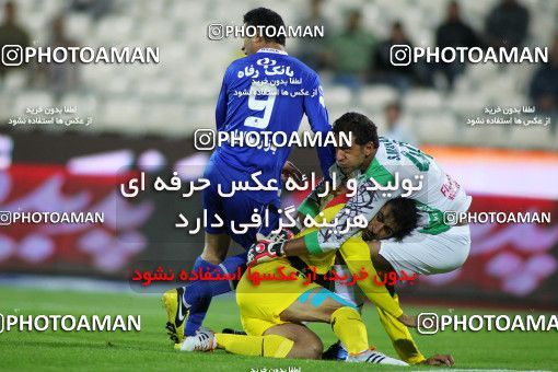 842616, Tehran, [*parameter:4*], لیگ برتر فوتبال ایران، Persian Gulf Cup، Week 13، First Leg، Esteghlal 2 v 1 Naft Tehran on 2012/10/25 at Azadi Stadium