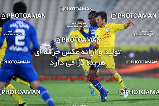 842607, Tehran, [*parameter:4*], لیگ برتر فوتبال ایران، Persian Gulf Cup، Week 13، First Leg، Esteghlal 2 v 1 Naft Tehran on 2012/10/25 at Azadi Stadium