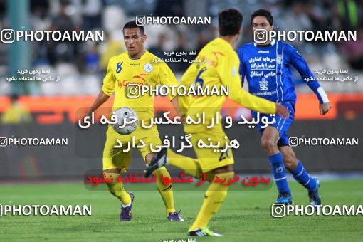 842640, Tehran, [*parameter:4*], لیگ برتر فوتبال ایران، Persian Gulf Cup، Week 13، First Leg، Esteghlal 2 v 1 Naft Tehran on 2012/10/25 at Azadi Stadium