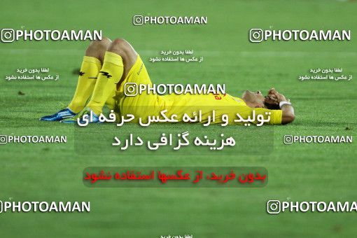 842421, Tehran, [*parameter:4*], لیگ برتر فوتبال ایران، Persian Gulf Cup، Week 13، First Leg، Esteghlal 2 v 1 Naft Tehran on 2012/10/25 at Azadi Stadium