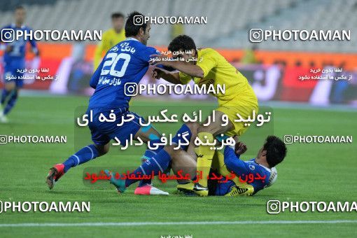 841910, Tehran, [*parameter:4*], لیگ برتر فوتبال ایران، Persian Gulf Cup، Week 13، First Leg، Esteghlal 2 v 1 Naft Tehran on 2012/10/25 at Azadi Stadium