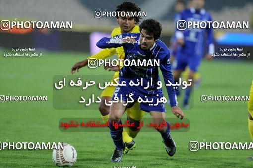 841891, Tehran, [*parameter:4*], لیگ برتر فوتبال ایران، Persian Gulf Cup، Week 13، First Leg، Esteghlal 2 v 1 Naft Tehran on 2012/10/25 at Azadi Stadium