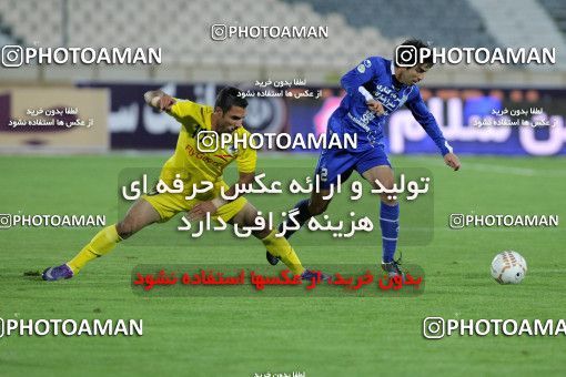 841905, Tehran, [*parameter:4*], لیگ برتر فوتبال ایران، Persian Gulf Cup، Week 13، First Leg، Esteghlal 2 v 1 Naft Tehran on 2012/10/25 at Azadi Stadium