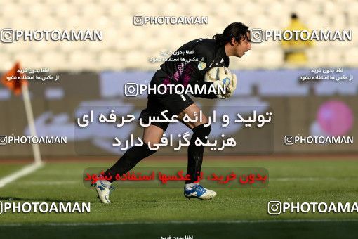 840911, Tehran, [*parameter:4*], لیگ برتر فوتبال ایران، Persian Gulf Cup، Week 21، Second Leg، Esteghlal 2 v 1 Mes Kerman on 2013/01/14 at Azadi Stadium