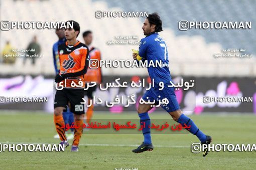 841057, Tehran, [*parameter:4*], لیگ برتر فوتبال ایران، Persian Gulf Cup، Week 21، Second Leg، Esteghlal 2 v 1 Mes Kerman on 2013/01/14 at Azadi Stadium