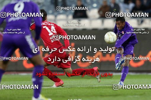 850885, Tehran, [*parameter:4*], لیگ برتر فوتبال ایران، Persian Gulf Cup، Week 20، Second Leg، Persepolis 3 v 2 Gahar Doroud on 2013/02/13 at Azadi Stadium