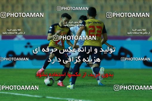 844140, Tehran, [*parameter:4*], لیگ برتر فوتبال ایران، Persian Gulf Cup، Week 6، First Leg، Naft Tehran 0 v 0 Gostaresh Foulad Tabriz on 2017/09/14 at Takhti Stadium