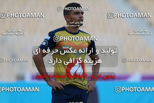 844245, لیگ برتر فوتبال ایران، Persian Gulf Cup، Week 6، First Leg، 2017/09/14، Tehran، Takhti Stadium، Naft Tehran 0 - 0 Gostaresh Foulad Tabriz