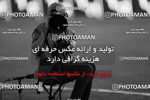 851942, Tehran, [*parameter:4*], لیگ برتر فوتبال ایران، Persian Gulf Cup، Week 6، First Leg، Persepolis 0 v 1 Paykan on 2017/09/17 at Azadi Stadium