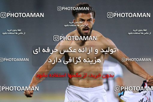 853993, Tehran, [*parameter:4*], لیگ برتر فوتبال ایران، Persian Gulf Cup، Week 6، First Leg، Persepolis 0 v 1 Paykan on 2017/09/17 at Azadi Stadium