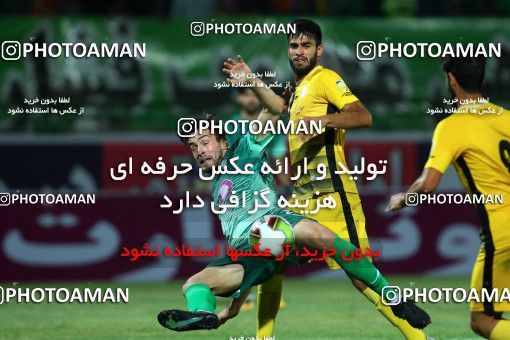 878863, Isfahan,Fooladshahr, , جام حذفی فوتبال ایران, 1/16 stage, Khorramshahr Cup, Zob Ahan Esfahan 1 v 1 Fajr-e Sepasi Shiraz on 2017/09/08 at Foolad Shahr Stadium