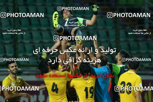 878748, Isfahan,Fooladshahr, , جام حذفی فوتبال ایران, 1/16 stage, Khorramshahr Cup, Zob Ahan Esfahan 1 v 1 Fajr-e Sepasi Shiraz on 2017/09/08 at Foolad Shahr Stadium