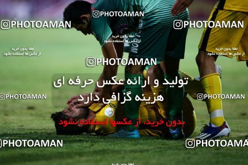 855748, Isfahan,Fooladshahr, , جام حذفی فوتبال ایران, 1/16 stage, Khorramshahr Cup, Zob Ahan Esfahan 1 v 1 Fajr-e Sepasi Shiraz on 2017/09/08 at Foolad Shahr Stadium