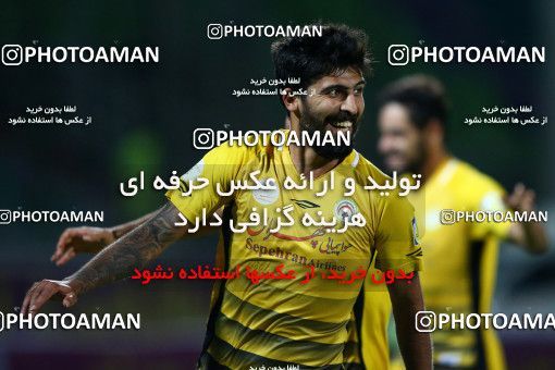855773, Isfahan,Fooladshahr, , جام حذفی فوتبال ایران, 1/16 stage, Khorramshahr Cup, Zob Ahan Esfahan 1 v 1 Fajr-e Sepasi Shiraz on 2017/09/08 at Foolad Shahr Stadium