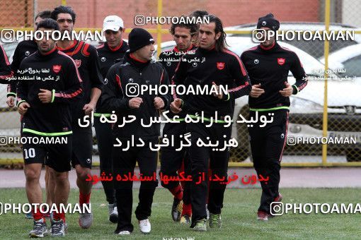 859712, Tehran, , Persepolis Football Team Training Session on 2013/01/09 at Derafshifar Stadium