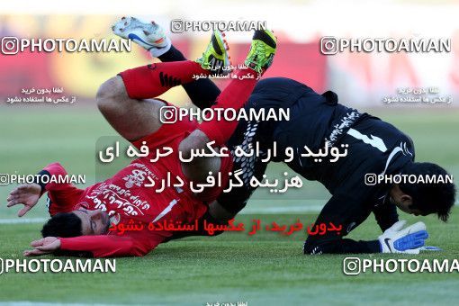 860058, Tehran, [*parameter:4*], لیگ برتر فوتبال ایران، Persian Gulf Cup، Week 22، Second Leg، Persepolis 1 v 0 Damash Gilan on 2013/01/18 at Azadi Stadium