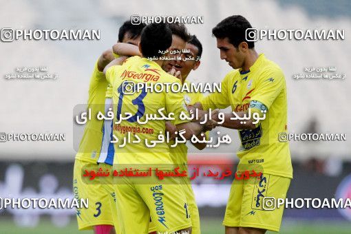 861497, Tehran, [*parameter:4*], لیگ برتر فوتبال ایران، Persian Gulf Cup، Week 30، Second Leg، Naft Tehran 1 v 1 Esteghlal on 2013/03/18 at Azadi Stadium