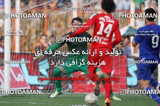 862368, Rasht, , Semi-Finals جام حذفی فوتبال ایران, , Damash Gilan 1 v 1 Persepolis on 2013/04/06 at Shahid Dr. Azodi Stadium