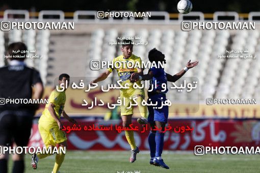 863469, Tehran, [*parameter:4*], لیگ برتر فوتبال ایران، Persian Gulf Cup، Week 32، Second Leg، Naft Tehran 2 v 0 Damash Gilan on 2013/04/12 at Shahid Dastgerdi Stadium