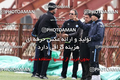 863621, Tehran, , Esteghlal Football Team Training Session on 2012/12/27 at Naser Hejazi Sport Complex